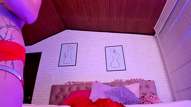 Snapshot of Kitty_Pam chatting on 4, 10, 2025 Kitty Pam online show from 4, 10, 2025