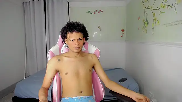 Snapshot of rose_Skinny_ chatting on 16, 12, 2025 rose Skinny online show from 16, 12, 2025