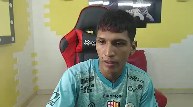 mau elixxx online show from 18, 12, 2024