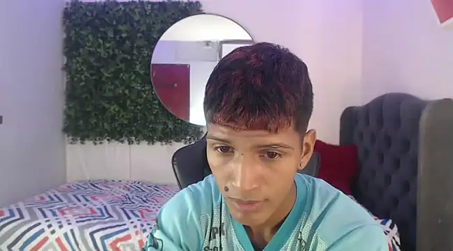 mau elixxx online show from 3, 1, 2025