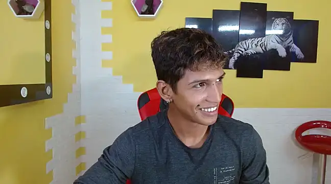 mau elixxx online show from 25, 1, 2025