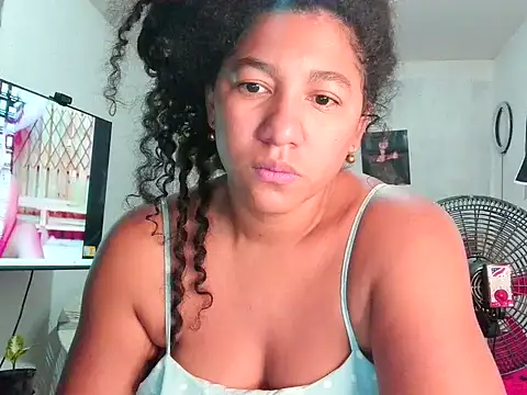 Snapshot of bellacrespalatina chatting on 25, 4, 2026 bellacrespalatina online show from 25, 4, 2026