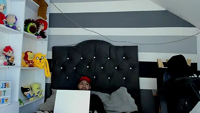 Snapshot of _tatho_perovich_ chatting on 6, 12, 2024 tatho perovich online show from 6, 12, 2024