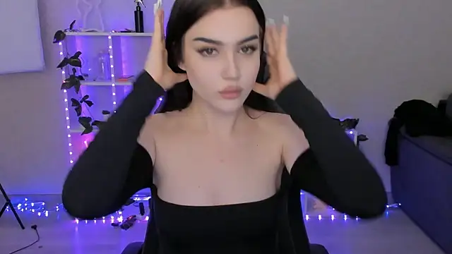 Melanie N online show from 3, 12, 2024