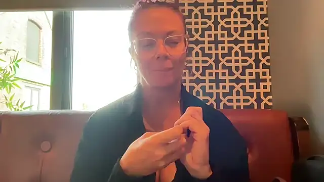 MelodyRoseUk online show from 5, 11, 2025