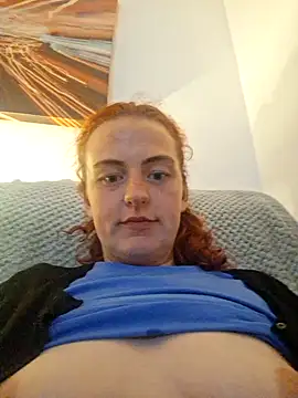 Snapshot of ENGLISHEMILY_69 chatting on 27, 4, 2026 ENGLISHEMILY 69 online show from 27, 4, 2026