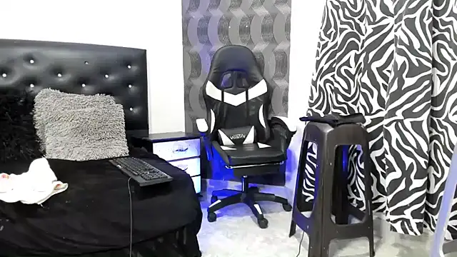 JuanDiegoKing online show from 14, 2, 2025