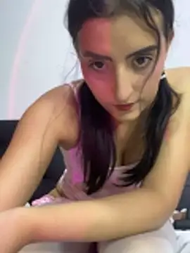 Snapshot of EmySofia chatting on 10, 3, 2026 EmySofia online show from 10, 3, 2026