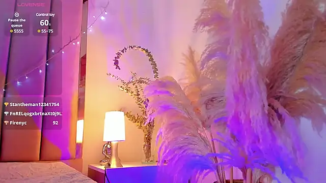 Snapshot of VICTORIA_RASH chatting on 15, 1, 2025 VICTORIA RASH online show from 15, 1, 2025