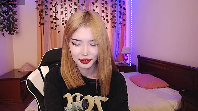 Snapshot of Velvetsky_1 chatting on 19, 1, 2025 Velvetsky 1 online show from 19, 1, 2025