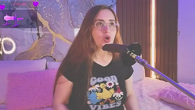 centaurigirl online show from 26, 6, 2026