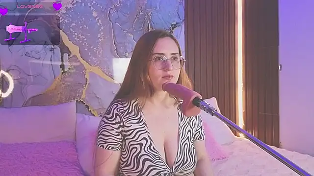 centaurigirl online show from 27, 6, 2026