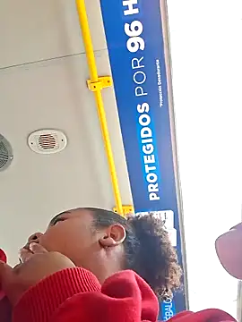 Snapshot of DANIELA_MICHEL chatting on 21, 1, 2025 DANIELA MICHEL online show from 21, 1, 2025