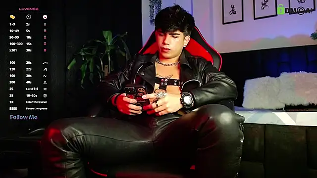 Snapshot of LyleBennett_ chatting on 3, 2, 2026 LyleBennett online show from 3, 2, 2026