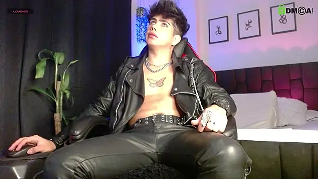 Snapshot of LyleBennett_ chatting on 18, 3, 2026 LyleBennett online show from 18, 3, 2026