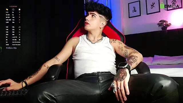 Snapshot of LyleBennett_ chatting on 6, 4, 2026 LyleBennett online show from 6, 4, 2026