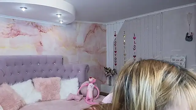 Nika Kitten online show from 7, 3, 2025