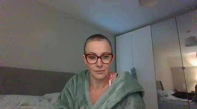 ELEGANT-ARIA36 online show from 11, 2, 2025