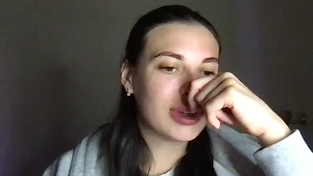 Snapshot of MoonriseGoddess chatting on 15, 4, 2026 MoonriseGoddess online show from 15, 4, 2026