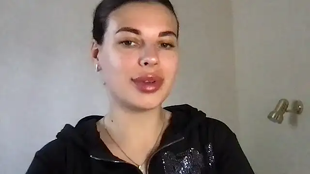 Snapshot of MoonriseGoddess chatting on 19, 4, 2026 MoonriseGoddess online show from 19, 4, 2026