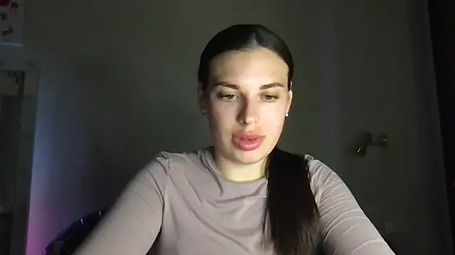 Snapshot of MoonriseGoddess chatting on 19, 4, 2026 MoonriseGoddess online show from 19, 4, 2026