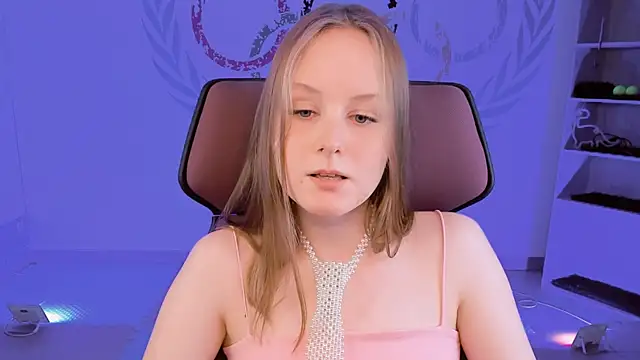 VivienLeeigh online show from 9, 1, 2025