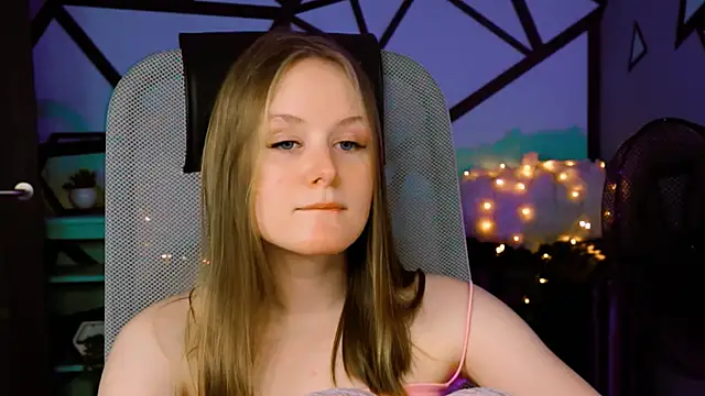 VivienLeeigh online show from 19, 1, 2025