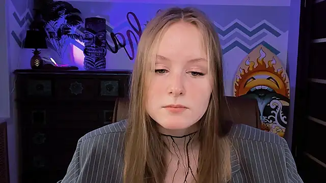 VivienLeeigh online show from 23, 2, 2025