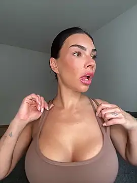 krissiswrld- online show from 17, 9, 2025