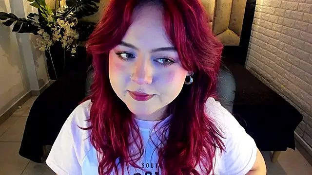 Snapshot of crimson_tati_ chatting on 15, 3, 2026 crimson tati online show from 15, 3, 2026