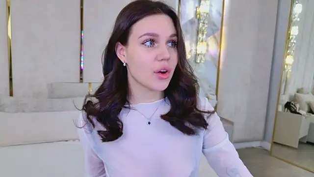 RihannaRose online show from 4, 2, 2026