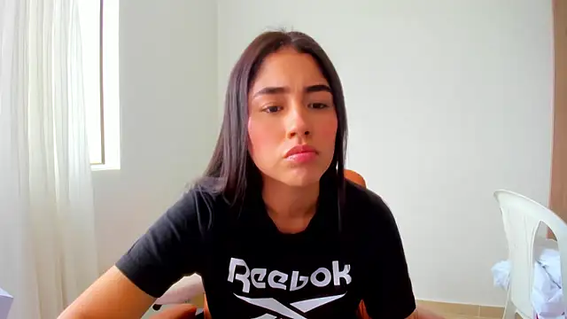 Snapshot of AriaMontgomery chatting on 28, 4, 2026 AriaMontgomery online show from 28, 4, 2026