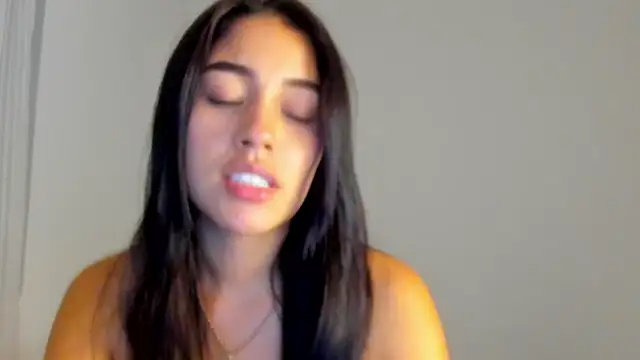 Snapshot of AriaMontgomery chatting on 20, 6, 2026 AriaMontgomery online show from 20, 6, 2026