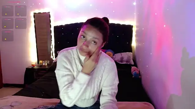 Snapshot of holy_juli chatting on 17, 1, 2025 holy juli online show from 17, 1, 2025