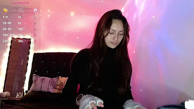 Snapshot of holy_juli chatting on 27, 1, 2025 holy juli online show from 27, 1, 2025