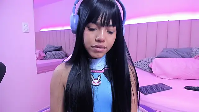 KellyOlsenbe online show from 16, 1, 2025