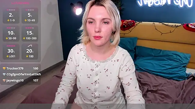 Fluffy Monica online show from 8, 1, 2025