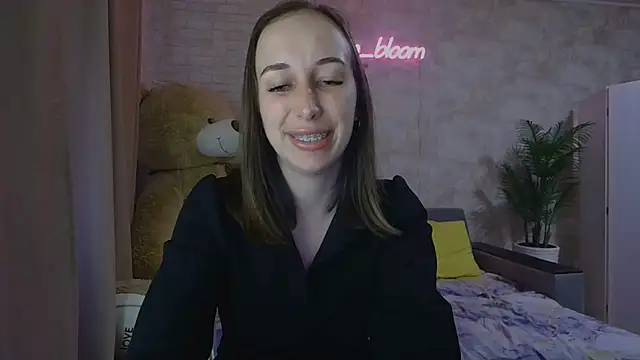 Anika bloom online show from 16, 9, 2025