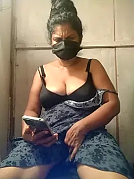 Snapshot of SL-WASI chatting on 8, 3, 2025 SL-WASI online show from 8, 3, 2025