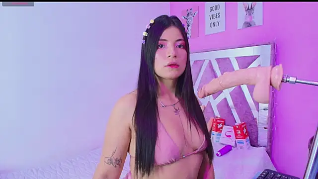 Snapshot of grace-3 chatting on 22, 1, 2025 grace-3 online show from 22, 1, 2025