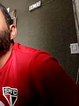 Snapshot of P4uzud4O chatting on 7, 4, 2026 P4uzud4O online show from 7, 4, 2026