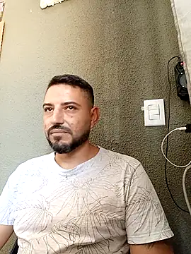 Snapshot of P4uzud4O chatting on 15, 4, 2026 P4uzud4O online show from 15, 4, 2026