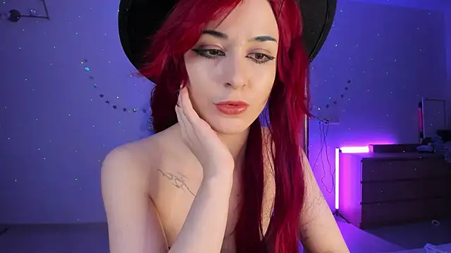 mollyposhh online show from 1, 1, 2025