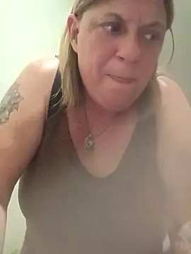 Playmate86 online show from 2, 4, 2026