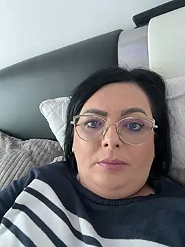 Amandamuller1982 online show from 27, 1, 2025