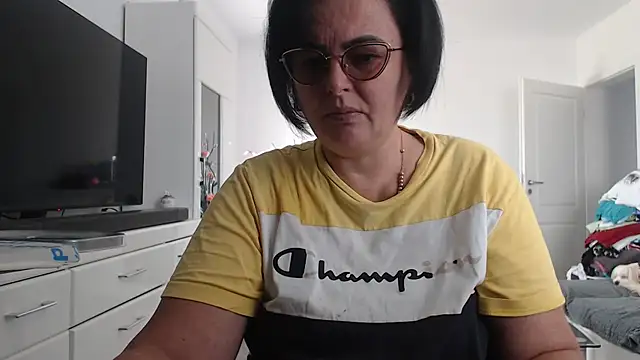 Amandamuller1982 online show from 19, 9, 2025