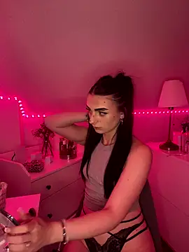 Snapshot of AdelinaAlia chatting on 18, 9, 2025 AdelinaAlia online show from 18, 9, 2025