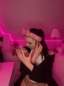 AdelinaAlia online show from 21, 2, 2026