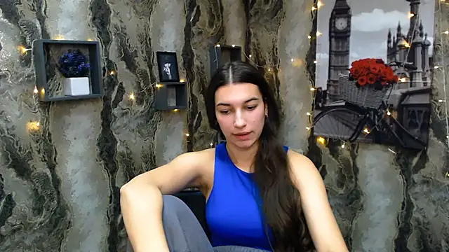 Snapshot of KarolinaRosse_ chatting on 12, 2, 2025 KarolinaRosse online show from 12, 2, 2025