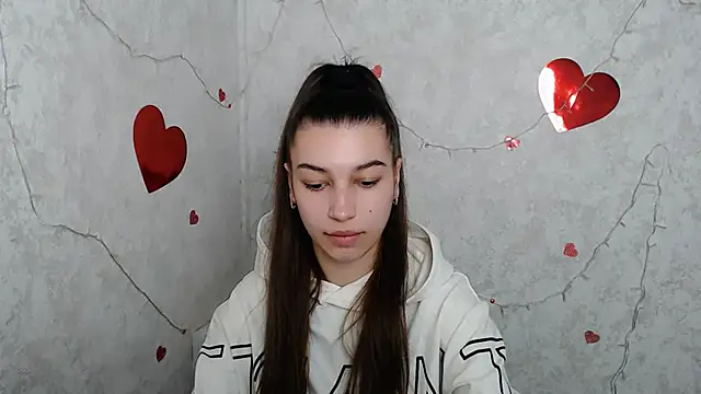 Snapshot of KarolinaRosse_ chatting on 10, 3, 2025 KarolinaRosse online show from 10, 3, 2025